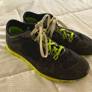 NIKE FREE 5.0 TR FIT 4 sneakers